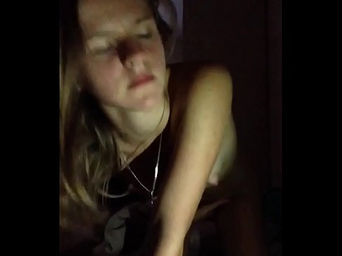 ❤️ Ko te kotiro e tukituki me te cums ️❌ Pono pakeke i a matou ☑